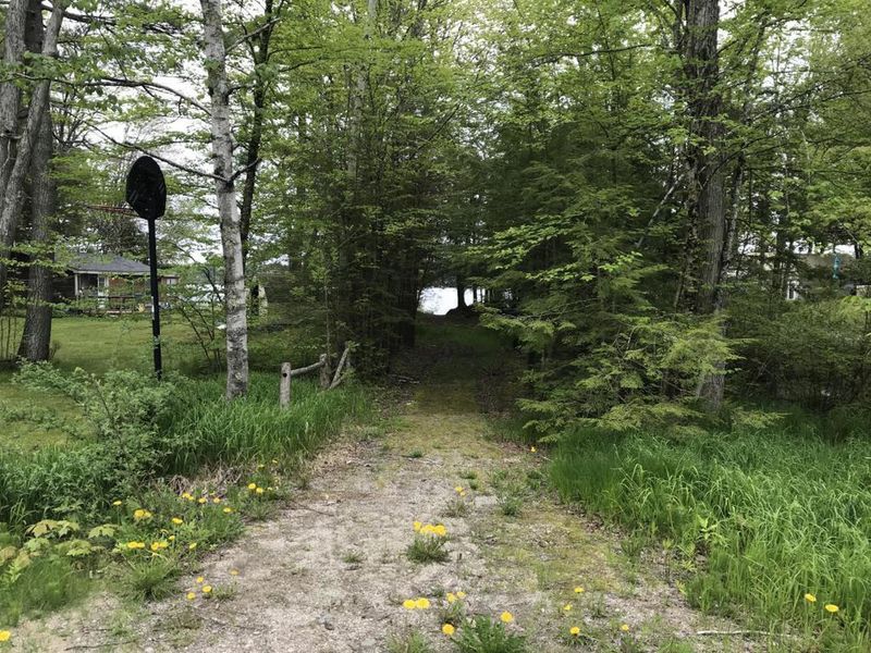 78 Lakeside Drive, Windham, ME 04062 ListReports