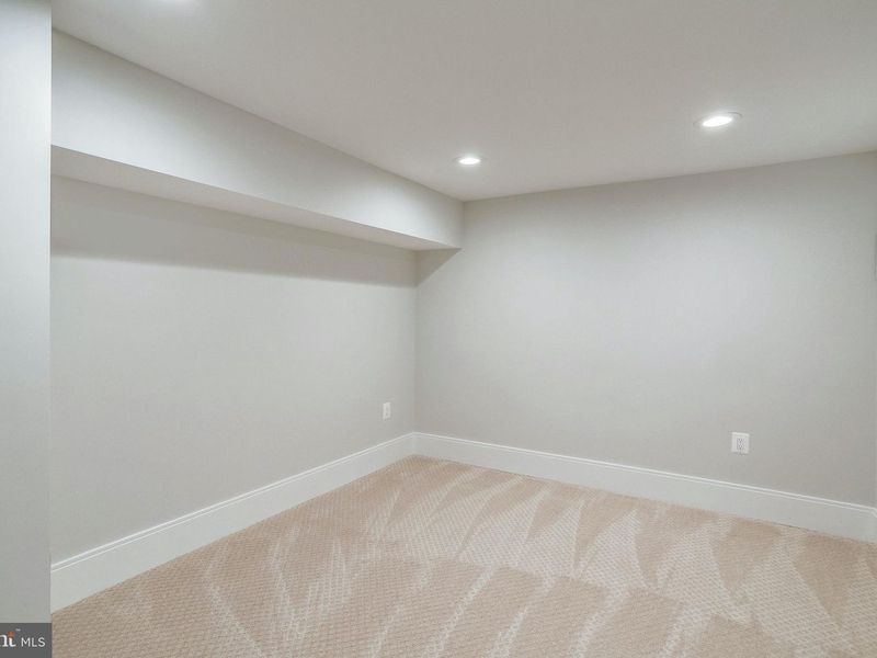 1437 Monroe Street Nw, Washington, DC 20010 ListReports