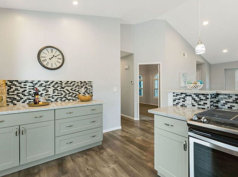 668 Irene Road, Oceanside, CA 92057 ListReports