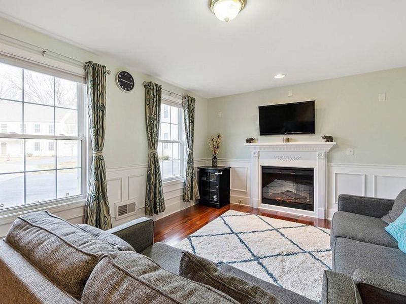 40 Mckenna Dr Unit 40, Billerica, MA 01862 ListReports