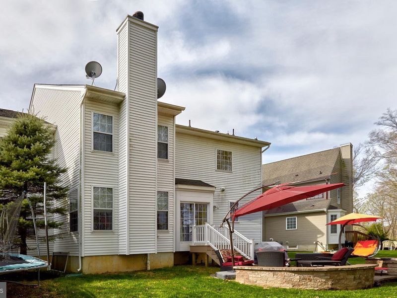 4 Sagamore Lane, Bordentown, NJ 08505 ListReports