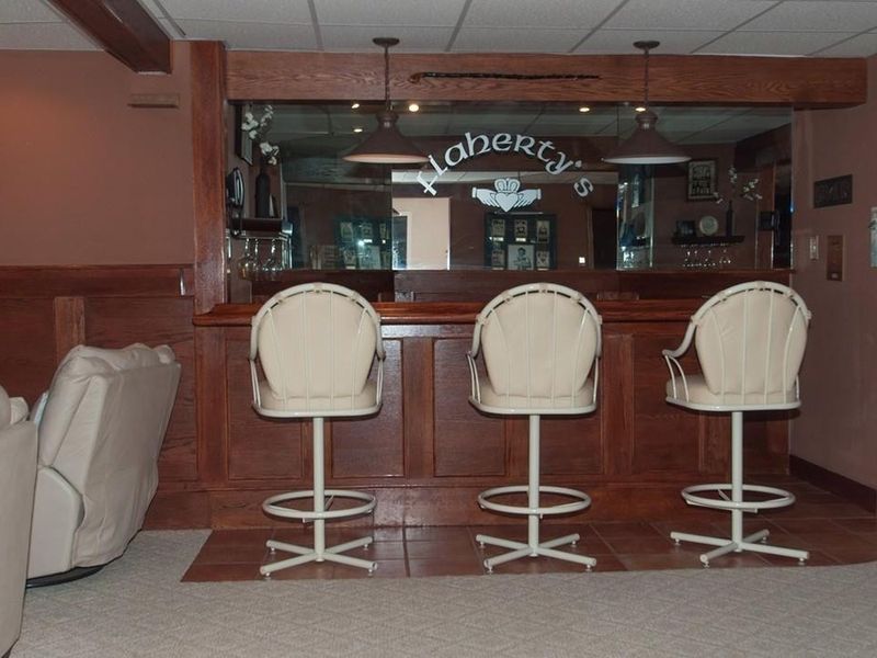 141 Gardiner Road, Quincy, MA 02169 ListReports