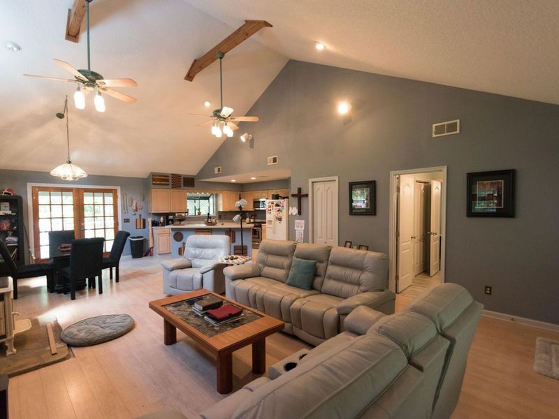 8097 Trips Way, Macclenny FL 32063 ListReports