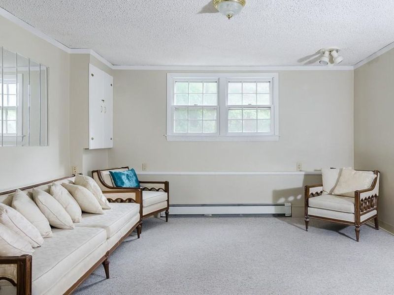 18 Old Pine St, Weymouth, MA, 02190 ListReports