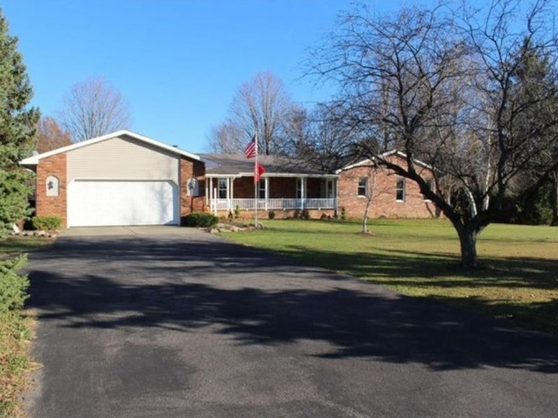 17943 Chamberlain Rd, Grafton, OH, 44044 ListReports