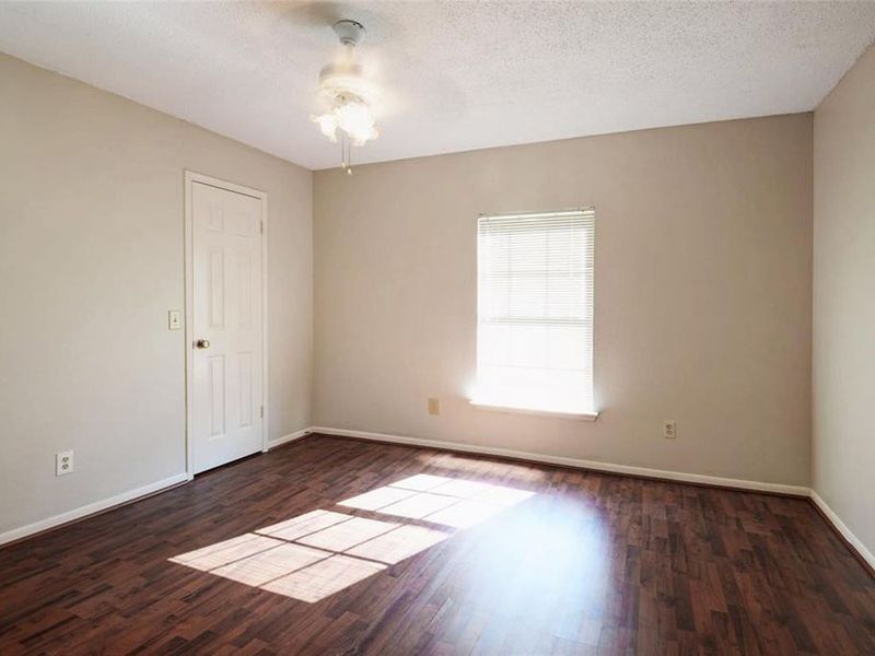 8611 Rocky Valley Drive, Houston, TX 77083 ListReports