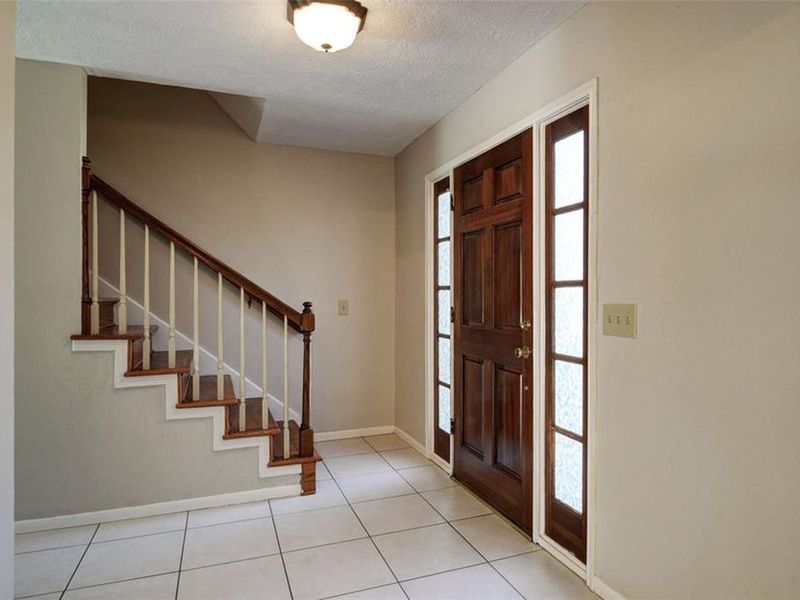 8611 Rocky Valley Drive, Houston, TX 77083 ListReports