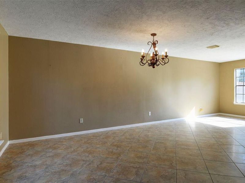 8611 Rocky Valley Drive, Houston, TX 77083 ListReports