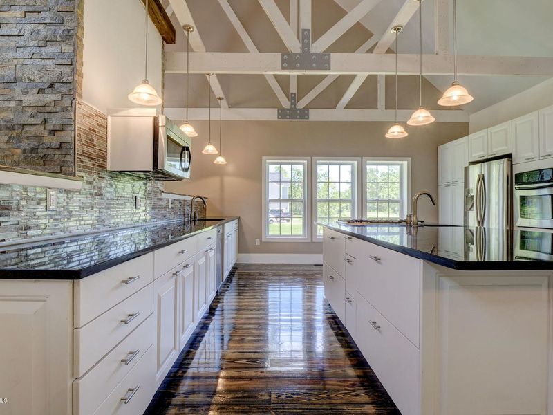 103 Kings Harbor Drive, Holly Ridge, NC 28445 ListReports