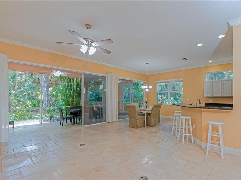 5022 Hanging Moss Lane, Sarasota, FL 34238 ListReports