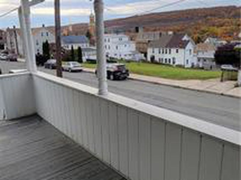 224 East Abbott Street, Lansford Borough, PA, 18232 ListReports