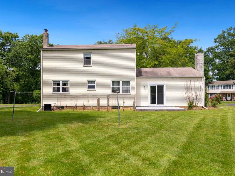 2068 Stewart Drive, Hatfield, PA, 19440 ListReports