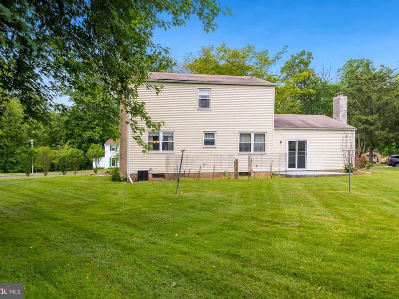 2068 Stewart Drive, Hatfield, PA, 19440 ListReports