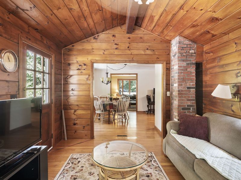 6 Greenway Rd, Middleton, MA 01949 ListReports