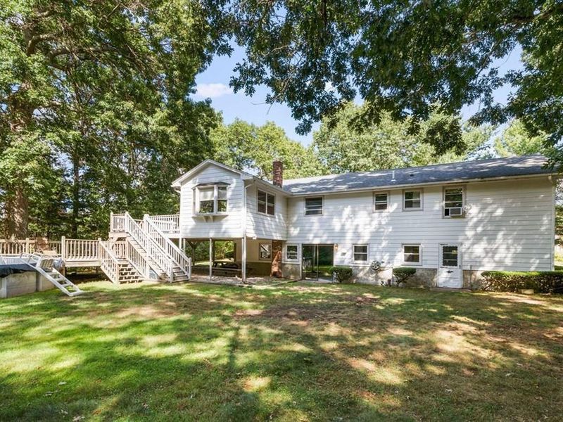 6 Greenway Rd, Middleton, MA 01949 ListReports