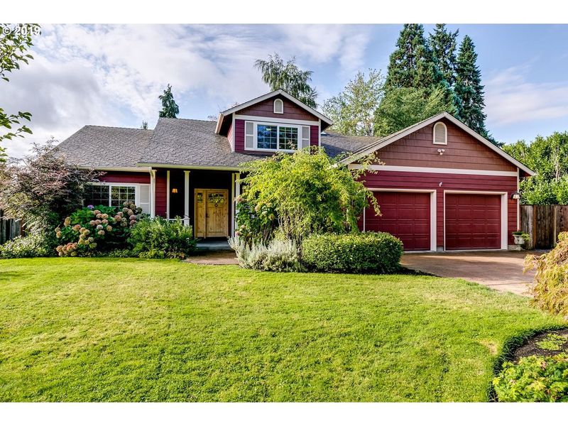 1680 Gilham Road, Eugene, OR 97401 ListReports