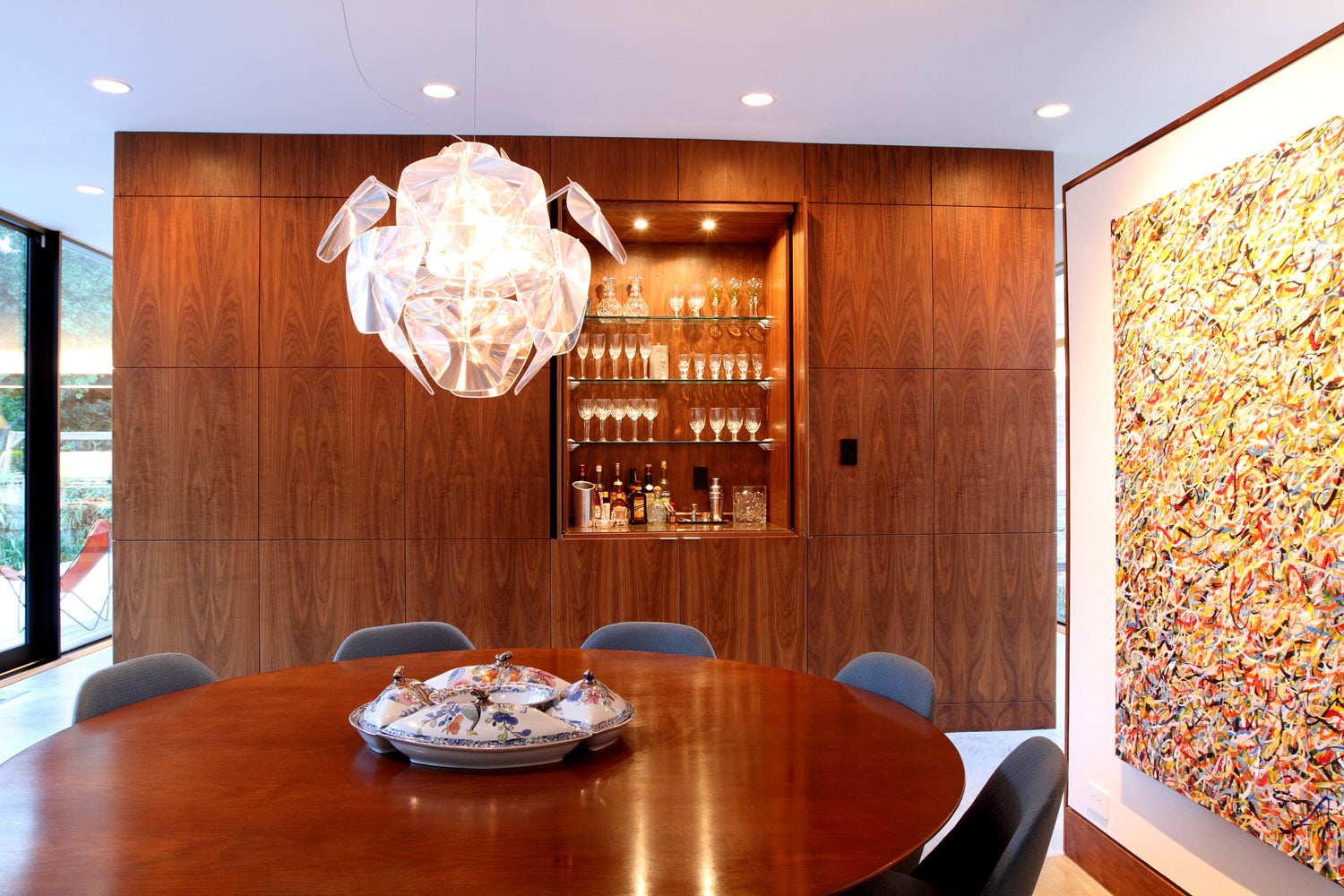 Dwelling in Dallas Residence in Greenway Parks Dallas, Texas