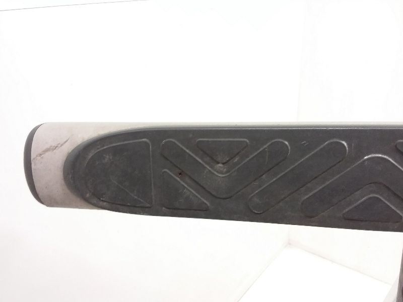 20002004 Nissan Xterra Driver Left Running Board Foot Step Rail XE OEM