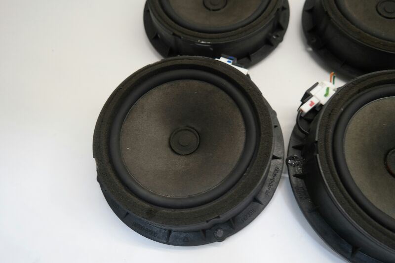 20112015 KIA Sorento Front Rear Door Speakers eBay