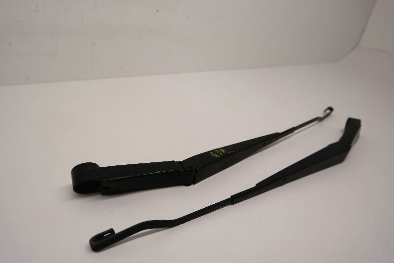 05 06 NISSAN FRONTIER FRONT WINDSHIELD WIPER ARM SET LEFT AND RIGHT OEM
