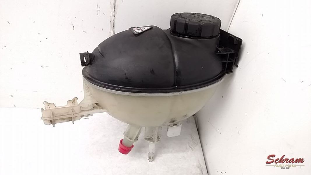 Coolant Reservoir 204 Type C250 Coupe Fits 0815 MERCEDES CCLASS