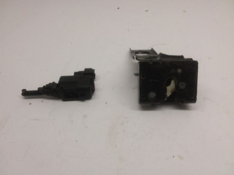 OEM 2008 2012 FORD ESCAPE TRUNK LID TAIL LIFT GATE LATCH LOCK and