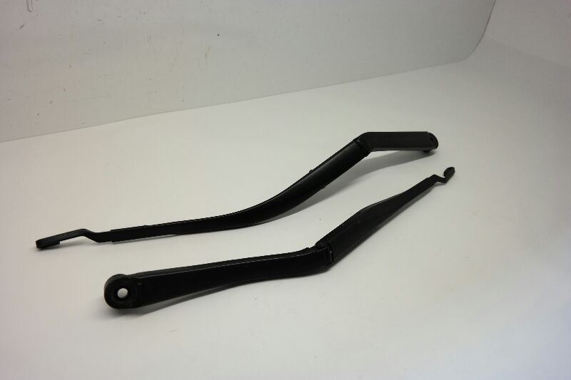 0711 TOYOTA CAMRY FRONT WINDSHIELD WIPER ARM SET OF 2 LEFT AND RIGHT