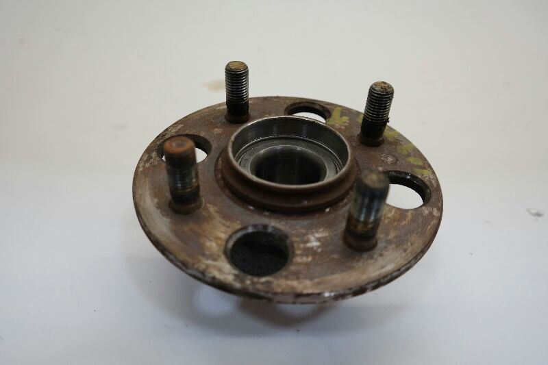 20012005 Honda Civic Rear Right Passenger Hub eBay