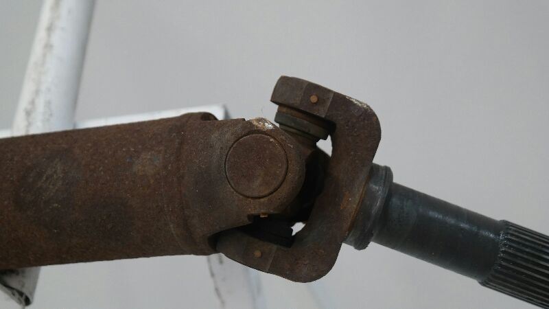 20012006 CHEVROLET SILVERADO FRONT DRIVE SHAFT eBay