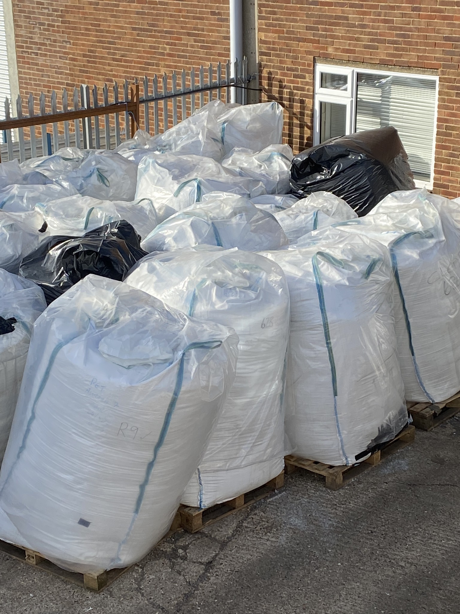 PBT, Flake, Clear PET flakes food grade