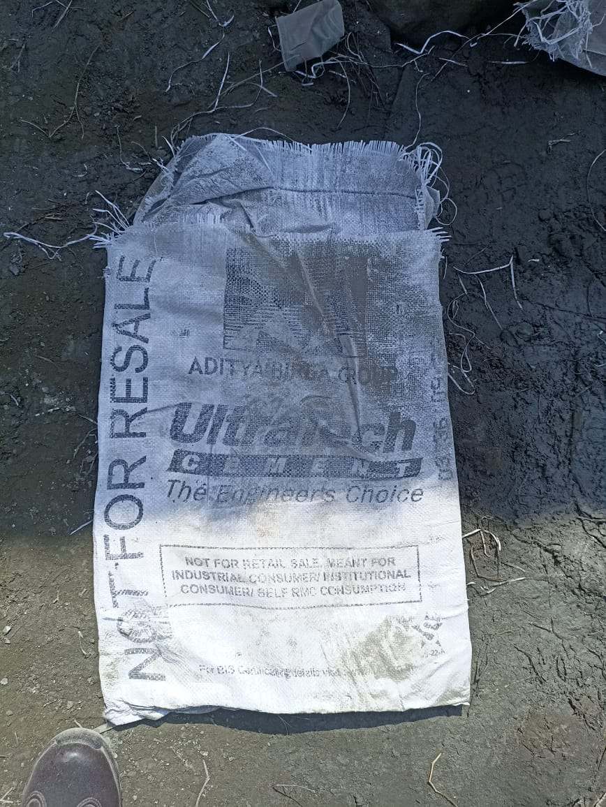Other plastic, Loose, Empty cement bags