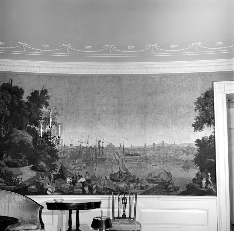 The Diplomatic Reception Room's Historic Wallpaper White House