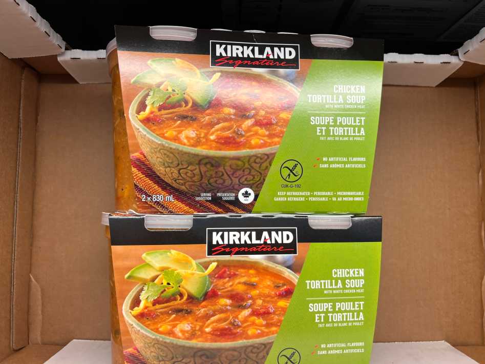 KIRKLAND SIGNATURE CHICKEN TORTILLIA SOUP 2X830 ml at Costco Elgin
