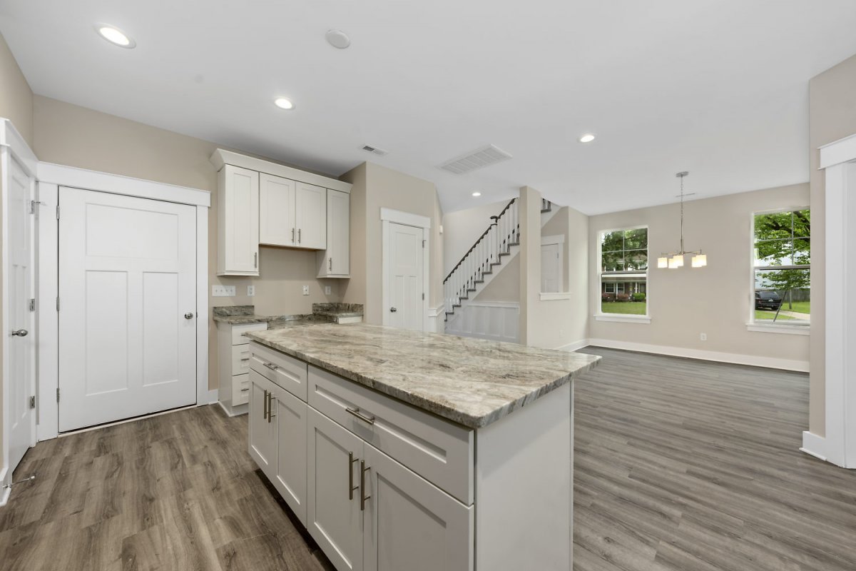 5324 Challedon Drive Oceanside Building