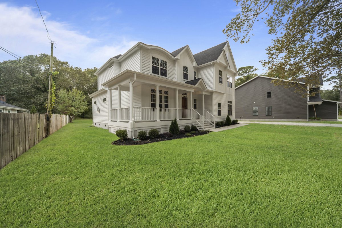 3953 Indian River Rd Oceanside Building