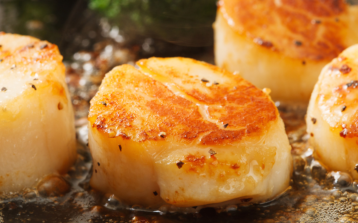 How to Grill Scallops at Home