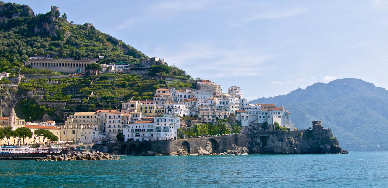 Sorrento Boat Rentals Boat trips and tours in the Amalfi Coast and Capri