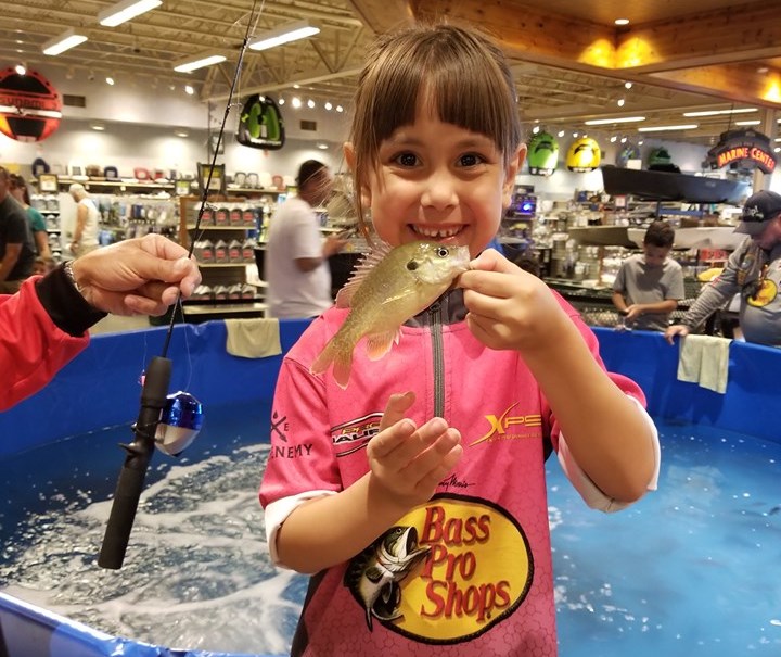 CatchandRelease Ponds at Bass, Cabela’s Raising Arizona Kids