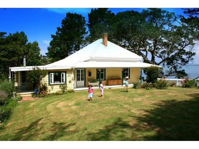 Property Sold , Waiheke Island,