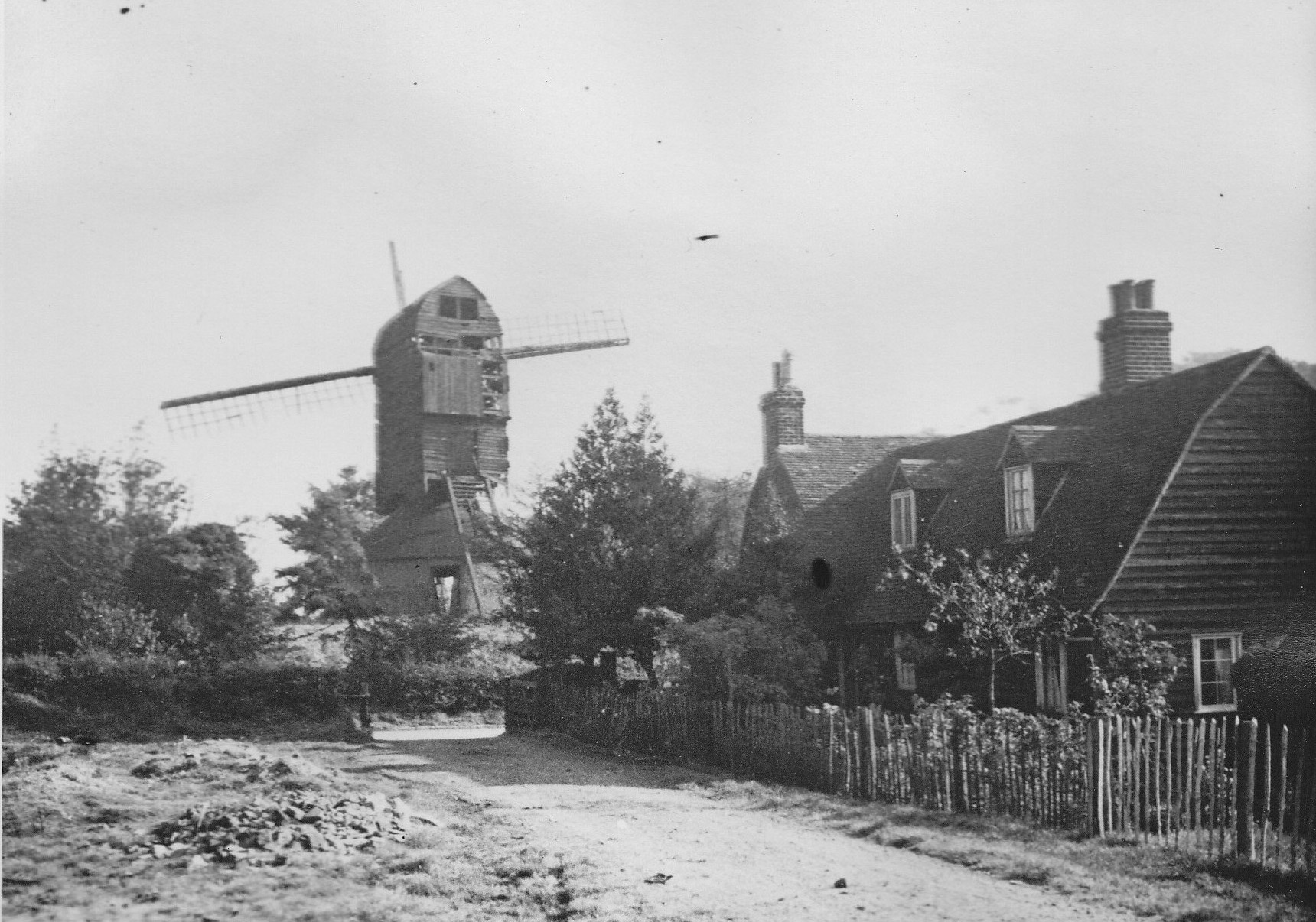 Bell Hill Windmill Public Buildings Billericay Community Archive