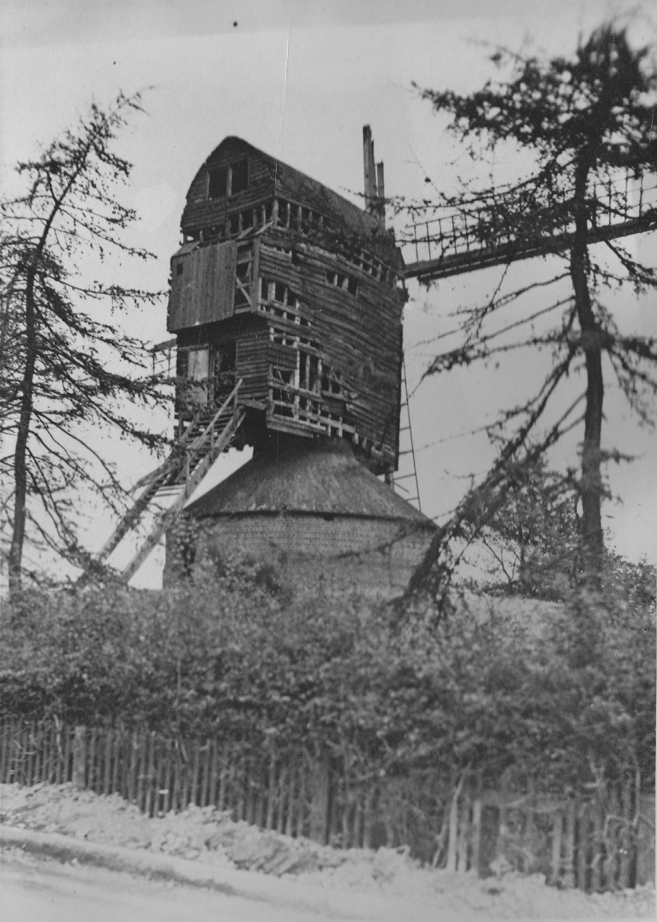 Bell Hill Windmill Public Buildings Billericay Community Archive