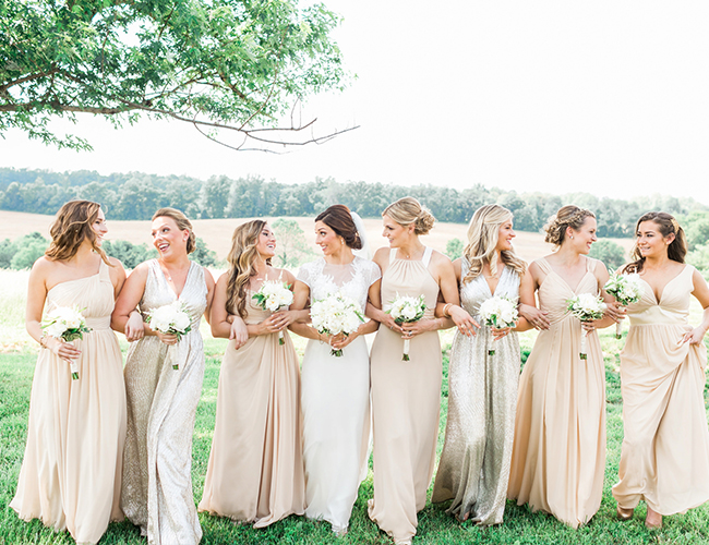 23 White & Neutral Weddings that Stand Out from the Crowd Inspired By This