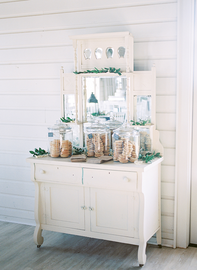 8 Favor Ideas for A Summer Wedding Inspired By This