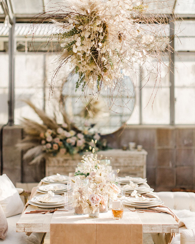 15 Ways to Use Pampas Grass At Your Wedding Inspired By This