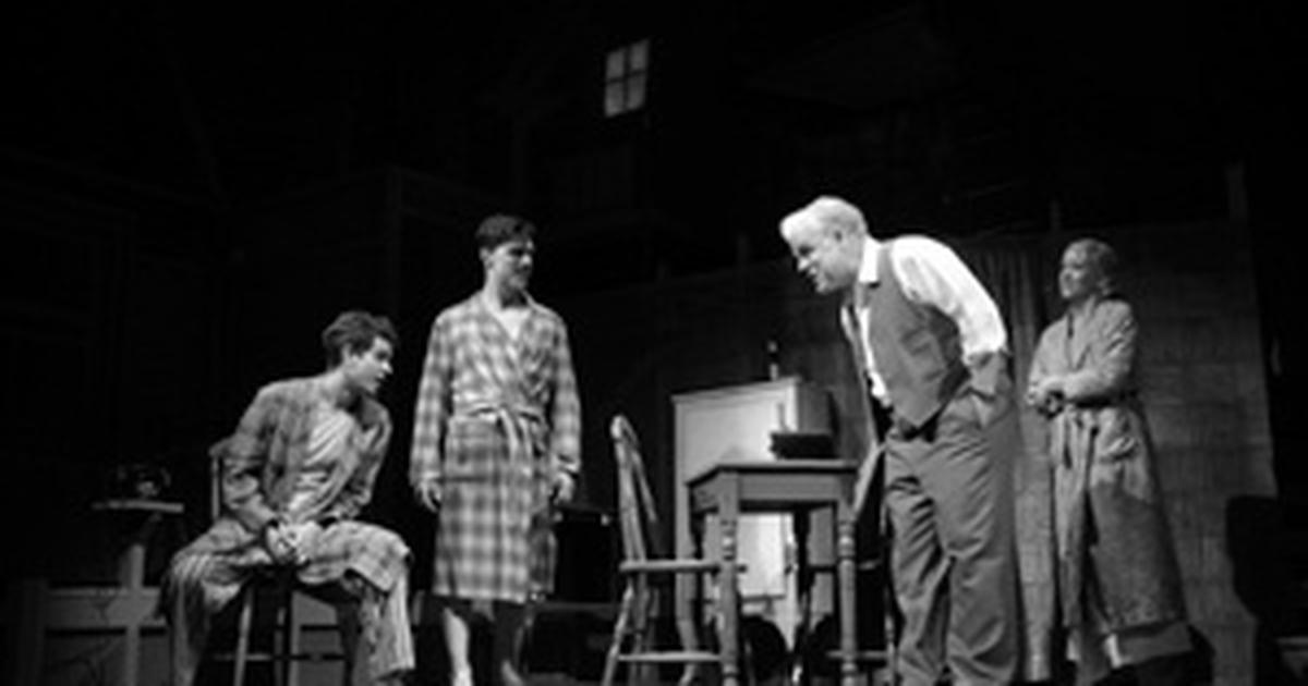 NY Review 'Death of a Salesman'
