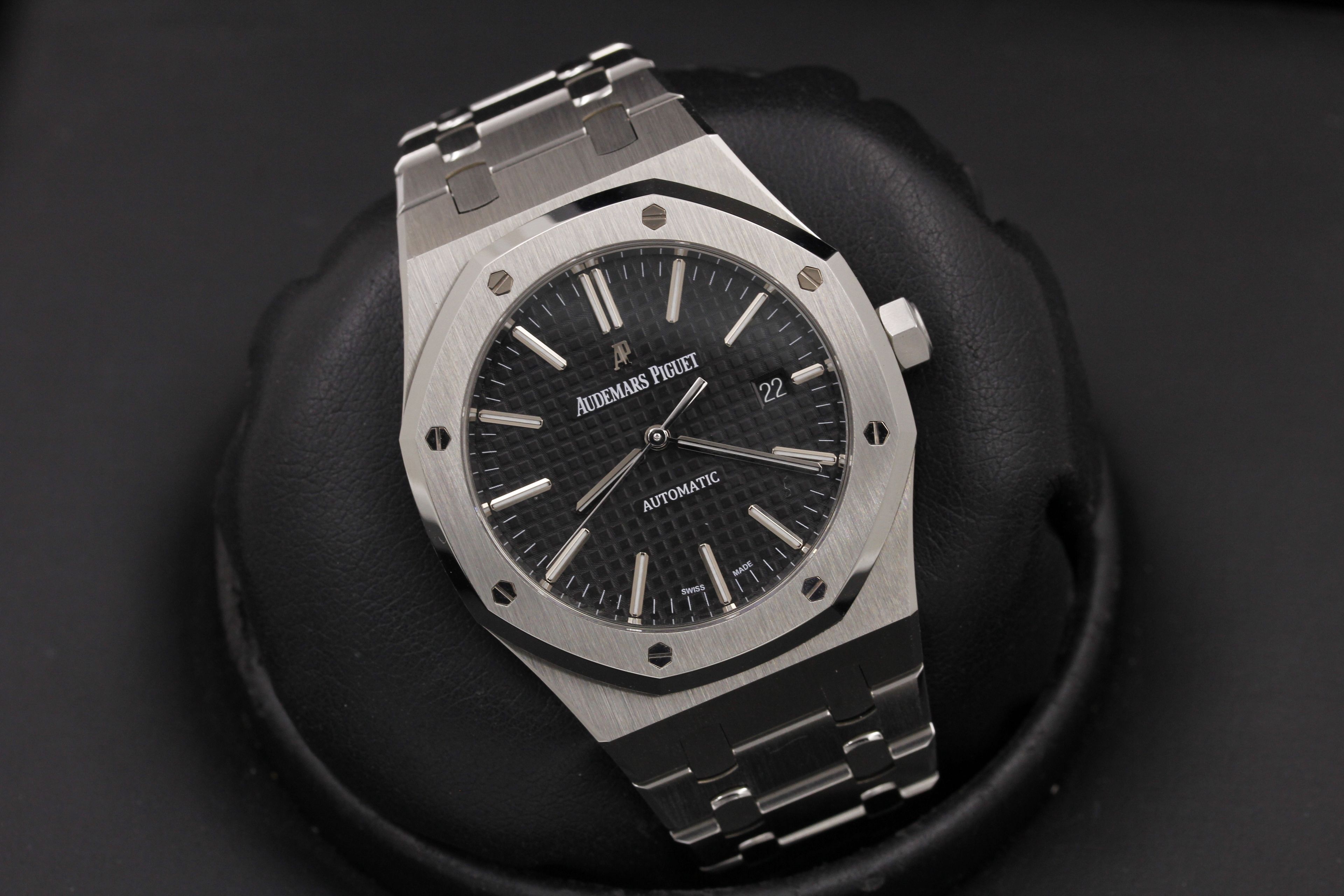Audemars Piguet Royal Oak 15400 Stainless Steel OCWatchGuy