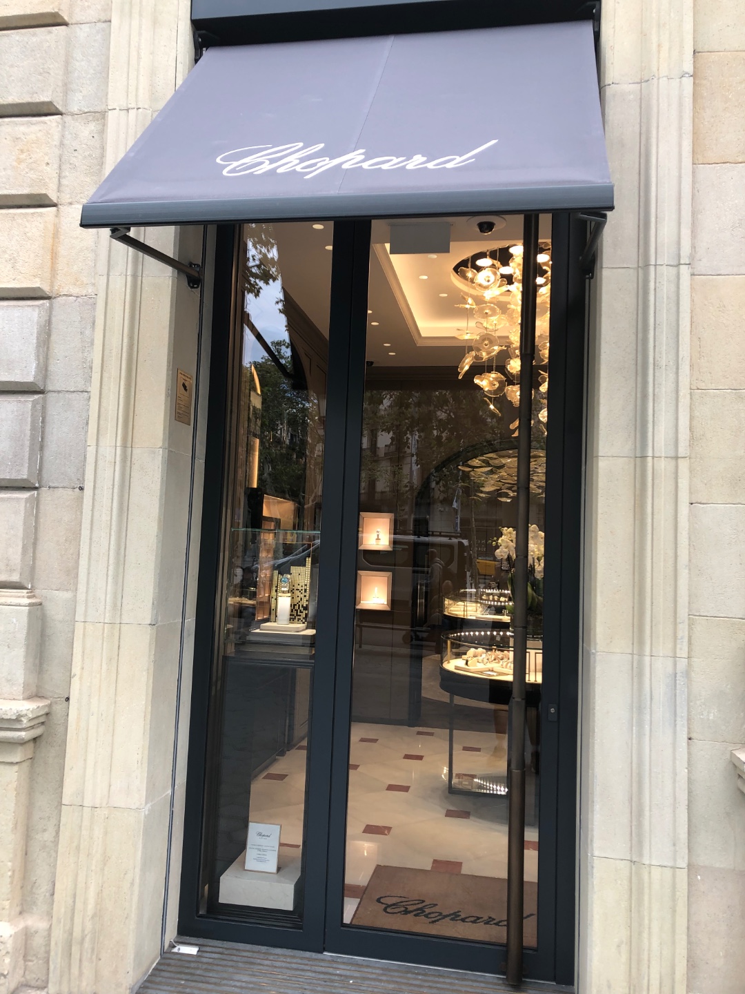 My site seeing experience in Barcelona so far 😉 WINNIPEG WATCH