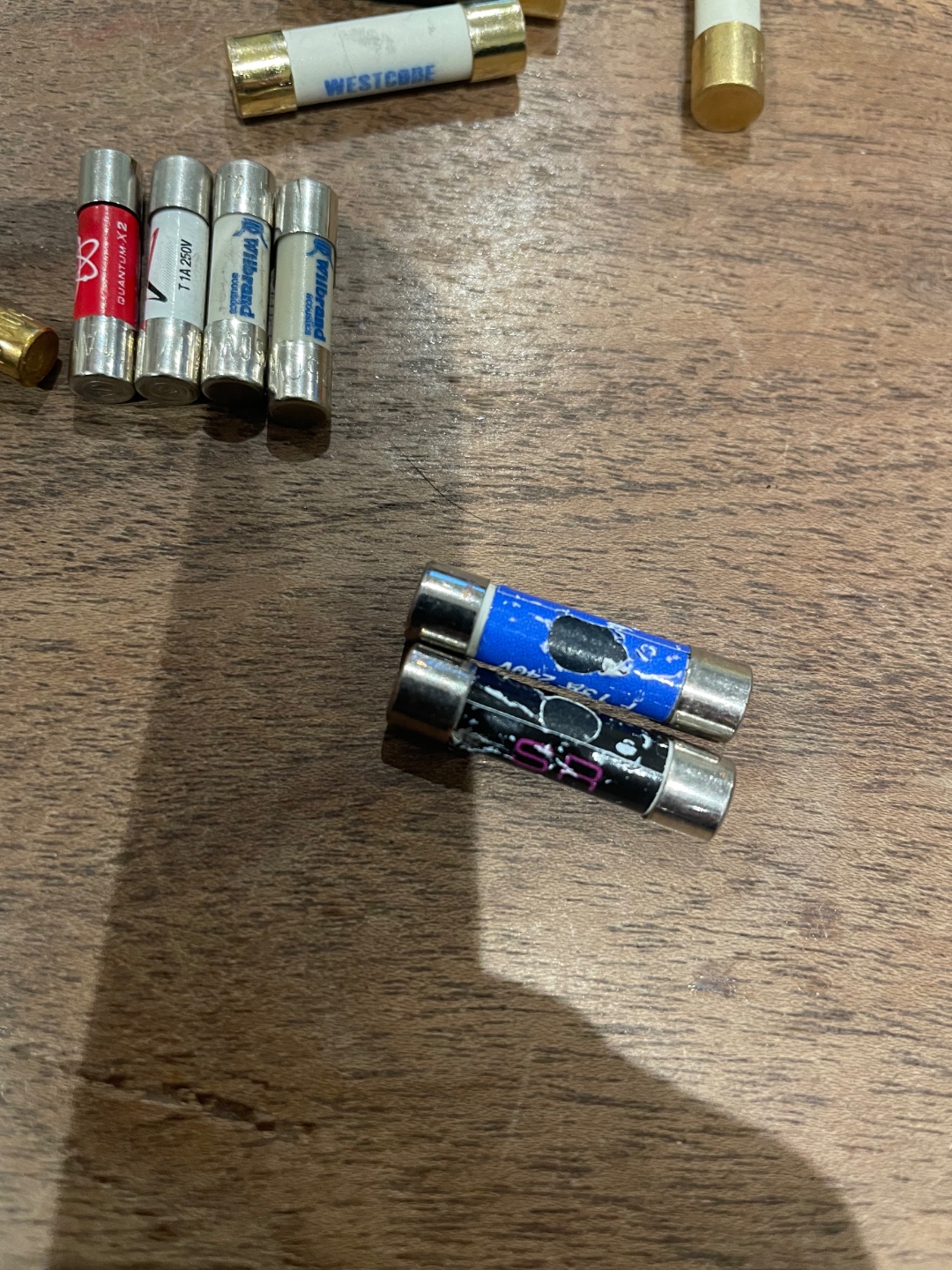 For sale foo fuses, internal and mains SR, Telos, HFT, QSA