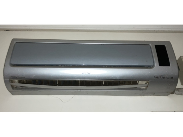 Inverter AC with intelligent Heating, 2 Ton, 3 star- 243VH.