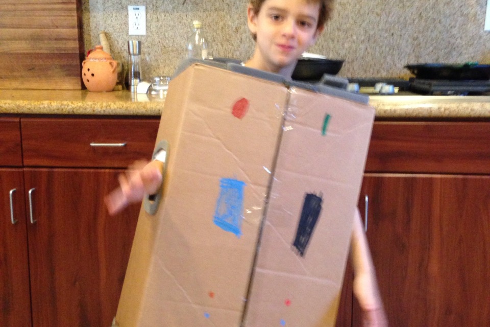 Cardboard box robot costume DIY